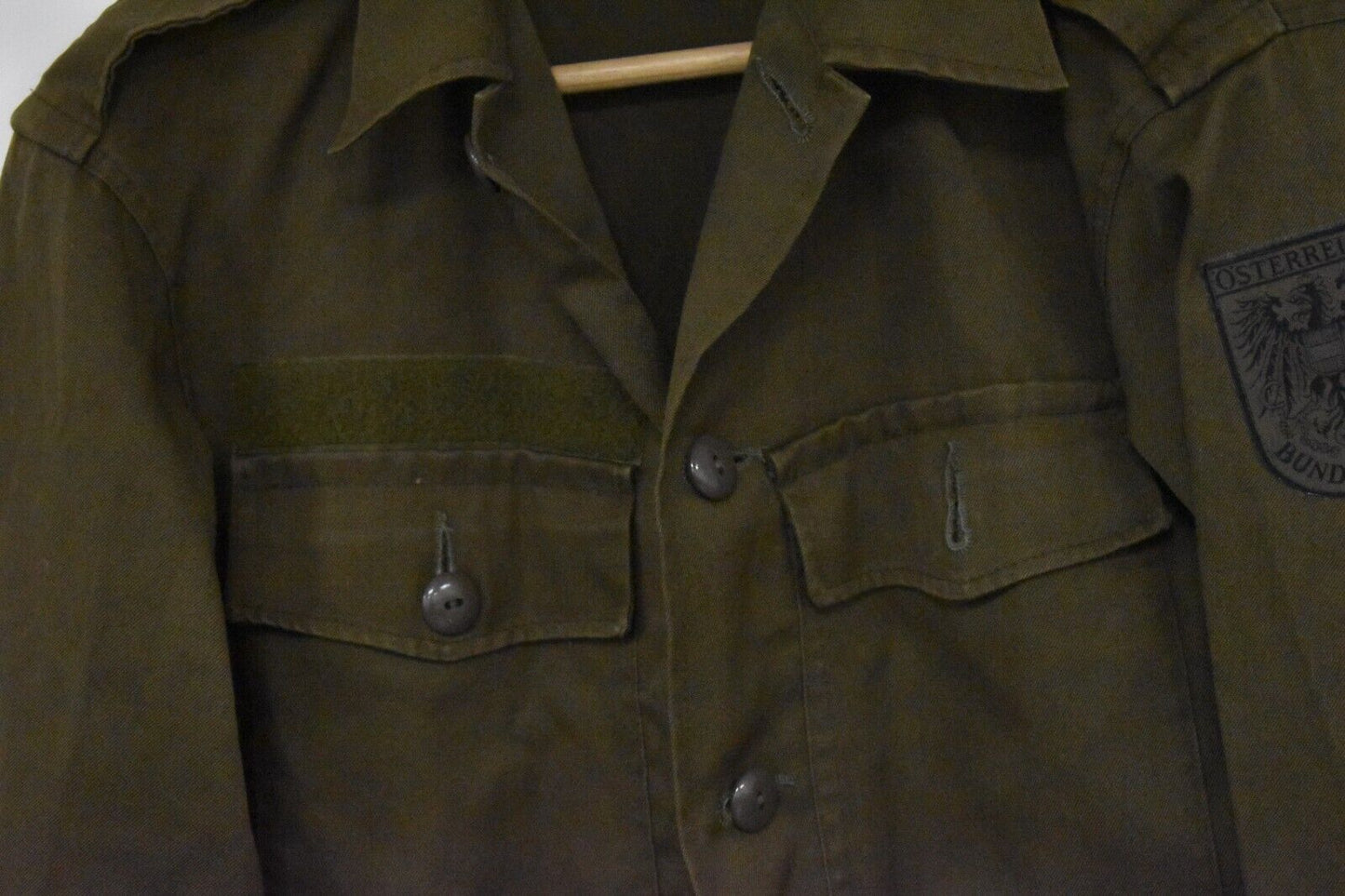Austrian Army Field Shirt Khaki Green Military Uniform Heereseigentum 42" Chest
