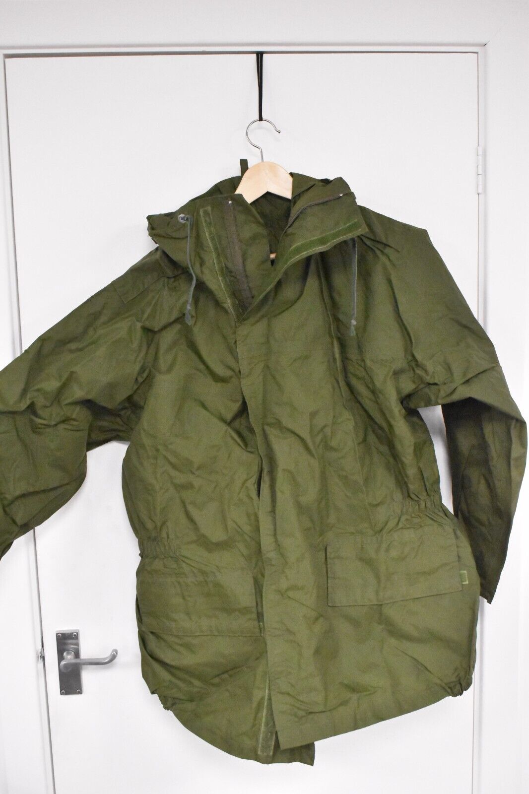 British Army/RAF Olive Green Foul Weather Waterproof Jacket – Size 180/100