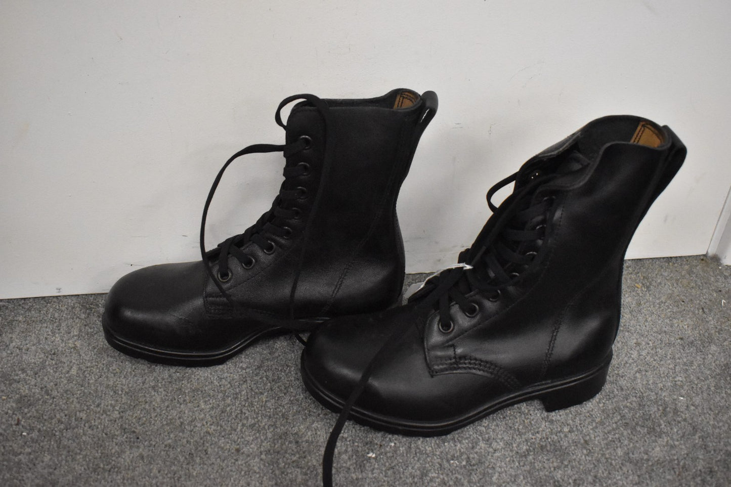 British Army DMS High Leg Leather Combat Boots – UK Size 4