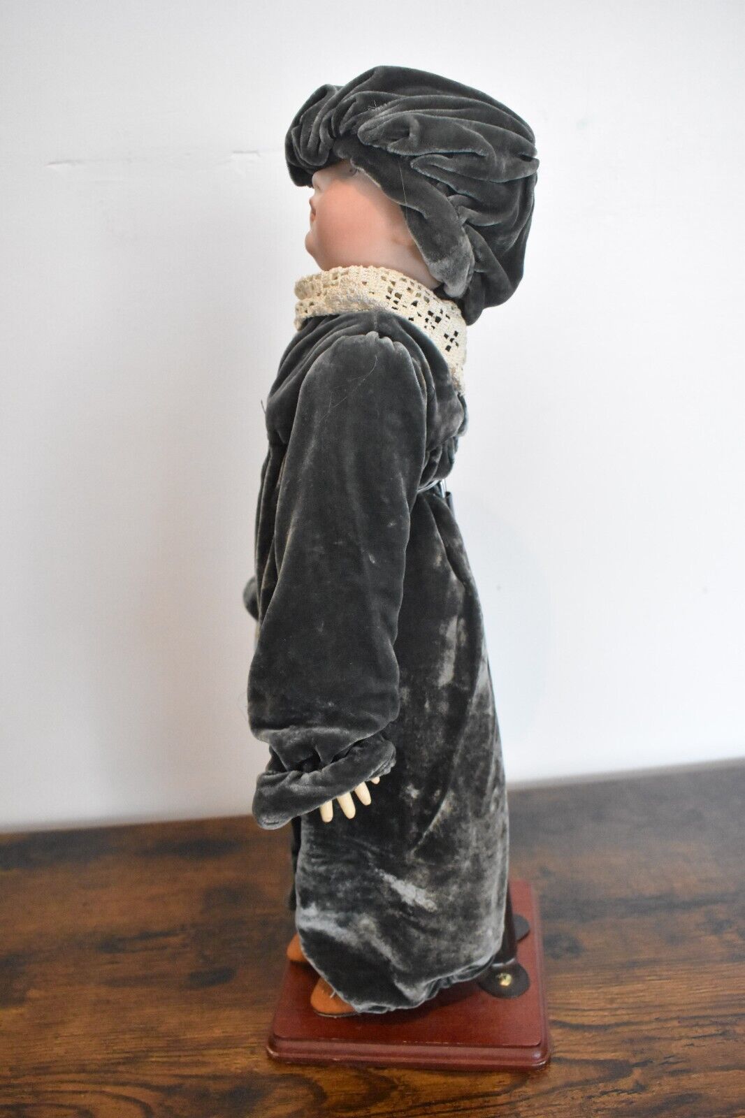 Vintage German Porcelain Head Bisque Doll – Reproduction Mark 8, 44cm