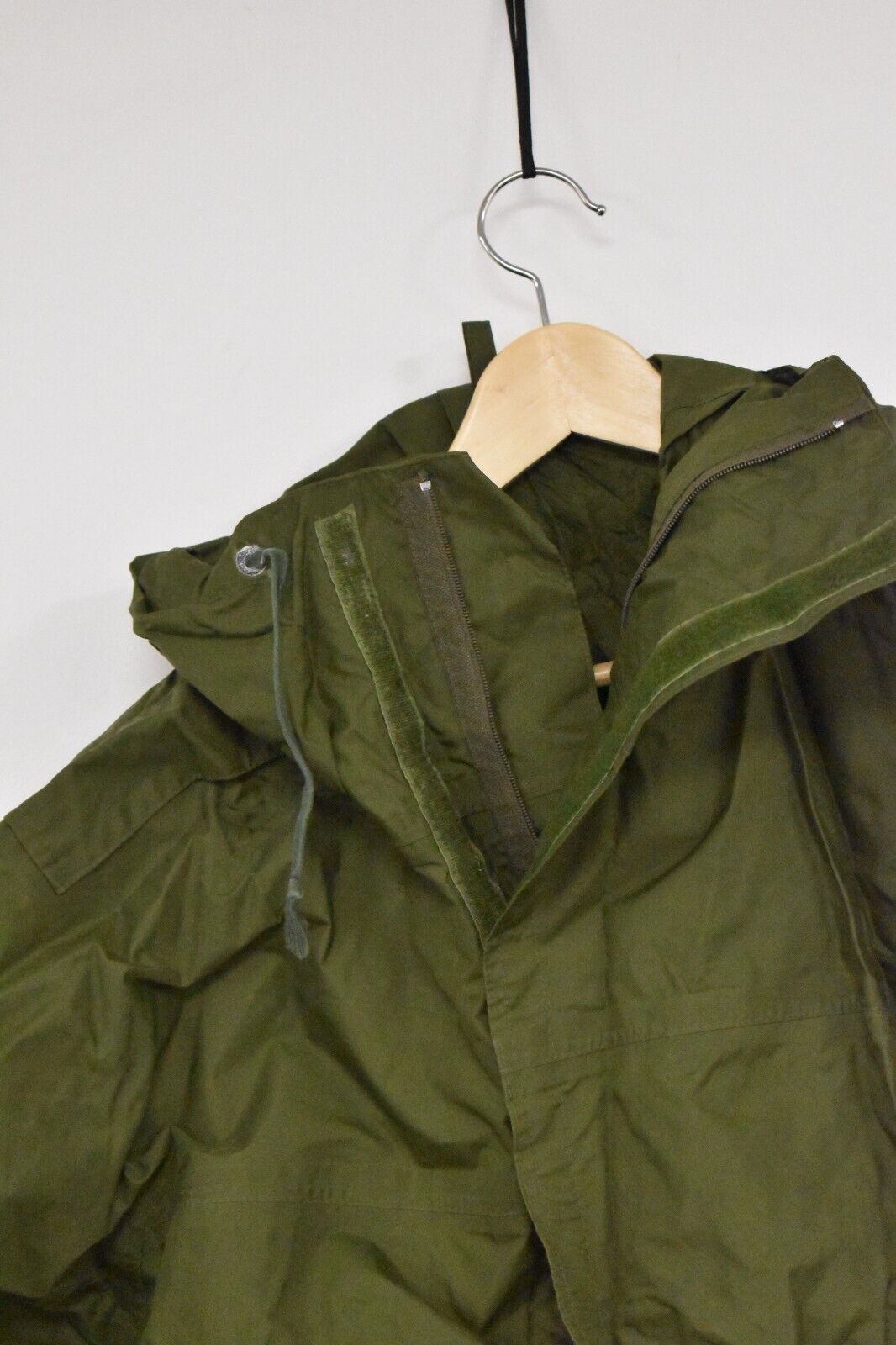 British Army/RAF Olive Green Foul Weather Waterproof Jacket – Size 180/100