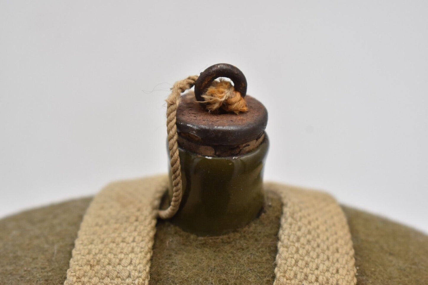 British Army 1940 Pattern Cavalry Webbing Waterbottle – Dated Meco 1940