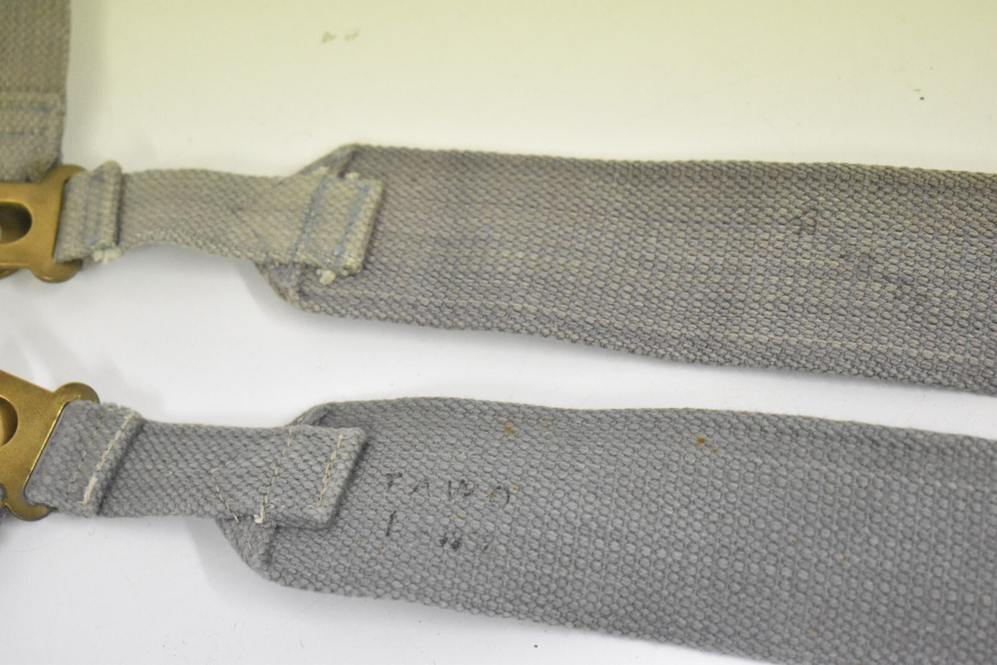 British Army RAF WWII 37 Pattern L-Straps – Webbing
