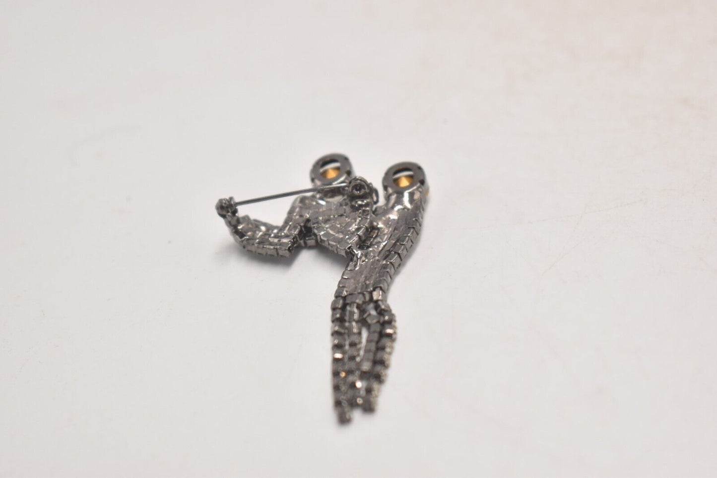Vintage Rhinestone Glitzy Dancing Couple Brooch – Women's Jewellery