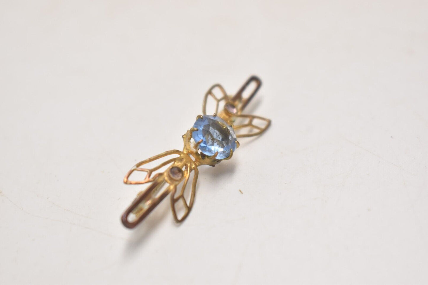 Vintage Gold Tone Butterfly Brooch with Blue Glass Gemstone – Women's Jewellery