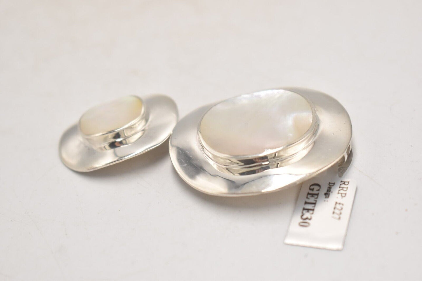 Vintage Sterling Silver 925 Mother of Pearl Minimalist Statement Pendant