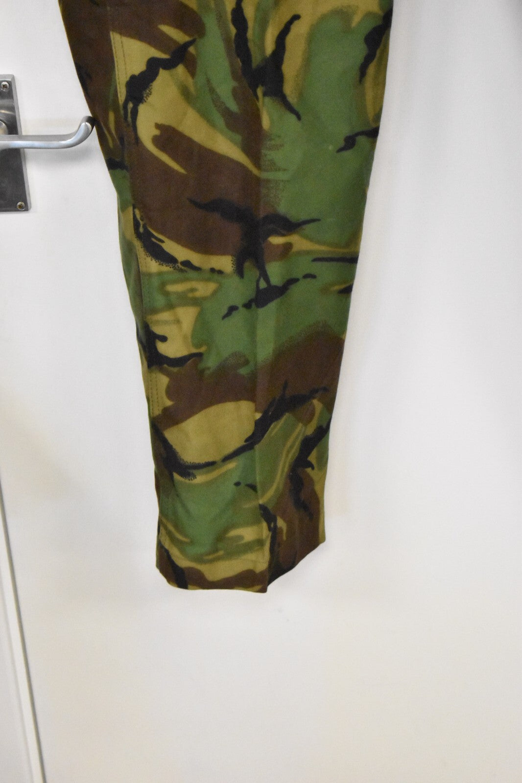 British Army Early 68 Pattern DPM Combat Trousers – W32" L30"