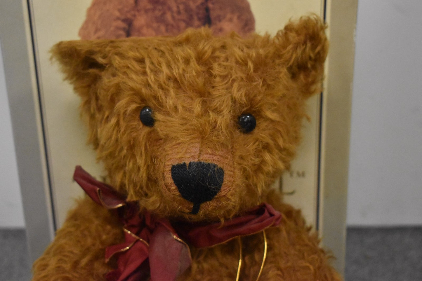 Vintage Teddy Girl by Sun Arrow – Limited Edition Mohair Bear – #1830/2000 – Box