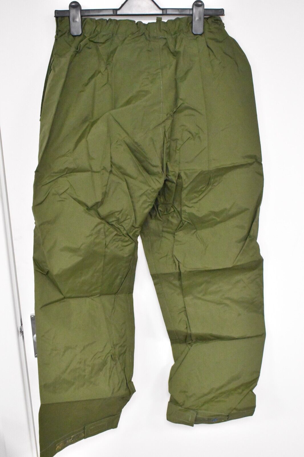 British Army/RAF Foul Weather Waterproof Trousers – Olive Green, Size 170/80