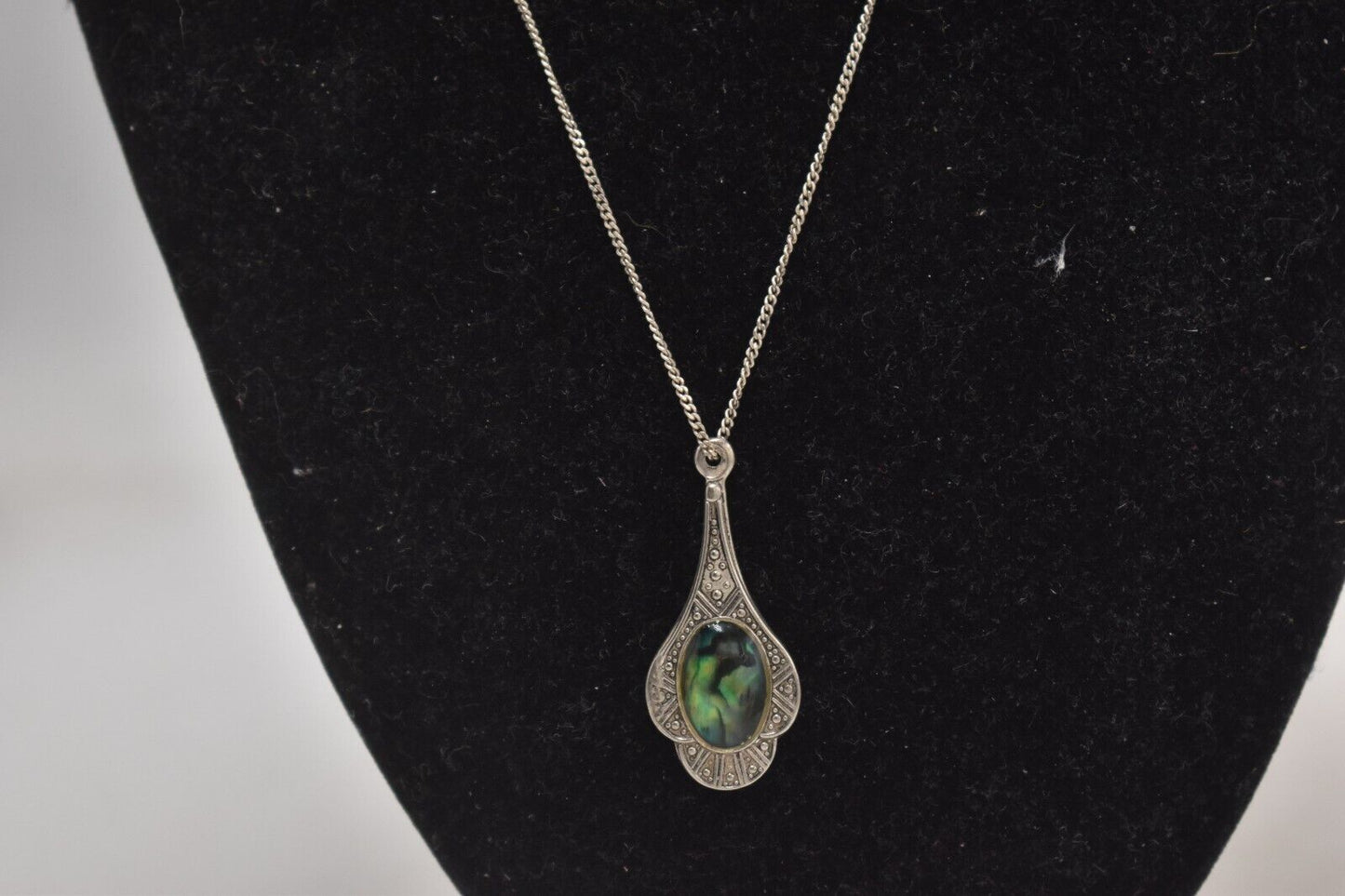 Vintage 925 Sterling Silver Abalone & Marcasite Pendant Necklace – 45cm