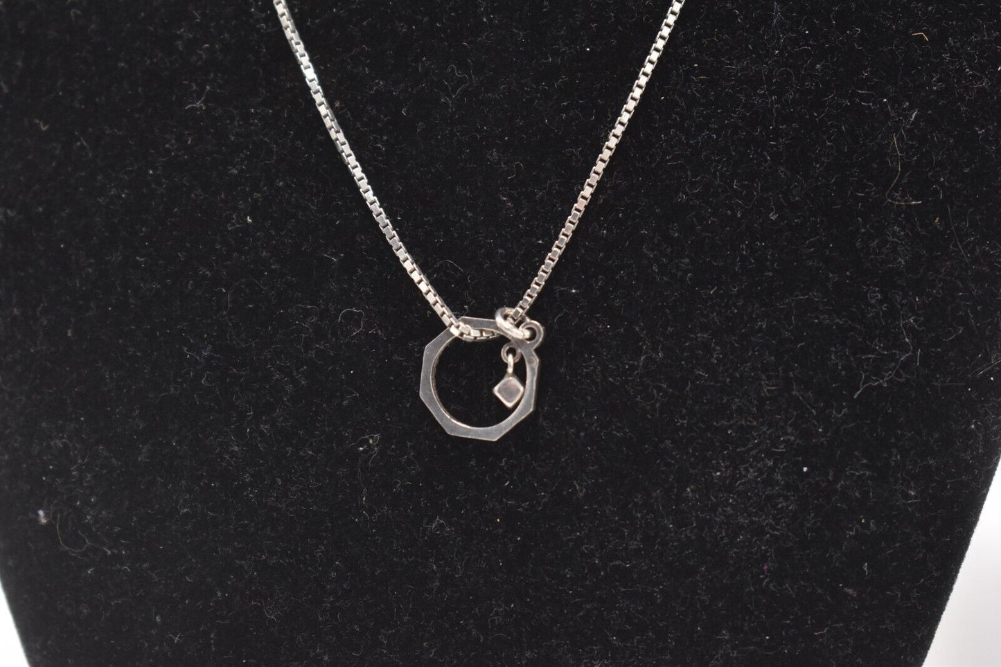 Vintage Sterling Silver 925 Black Agate Minimalist Pendant Necklace 42cm
