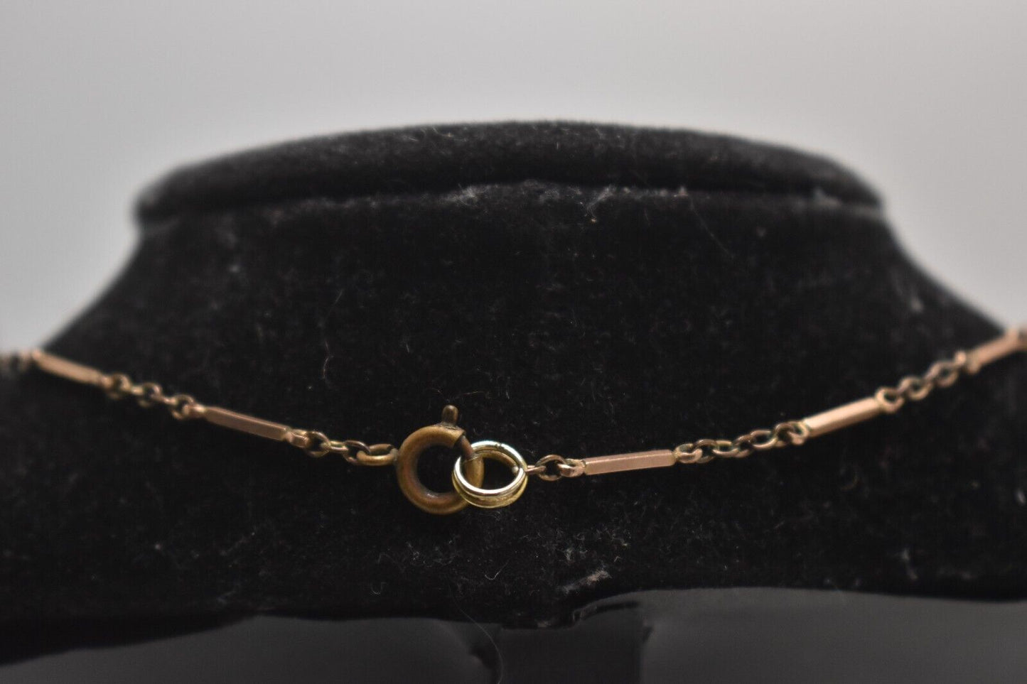 Vintage Bronze Tone Choker Necklace – 42cm – Elegant Costume Jewellery