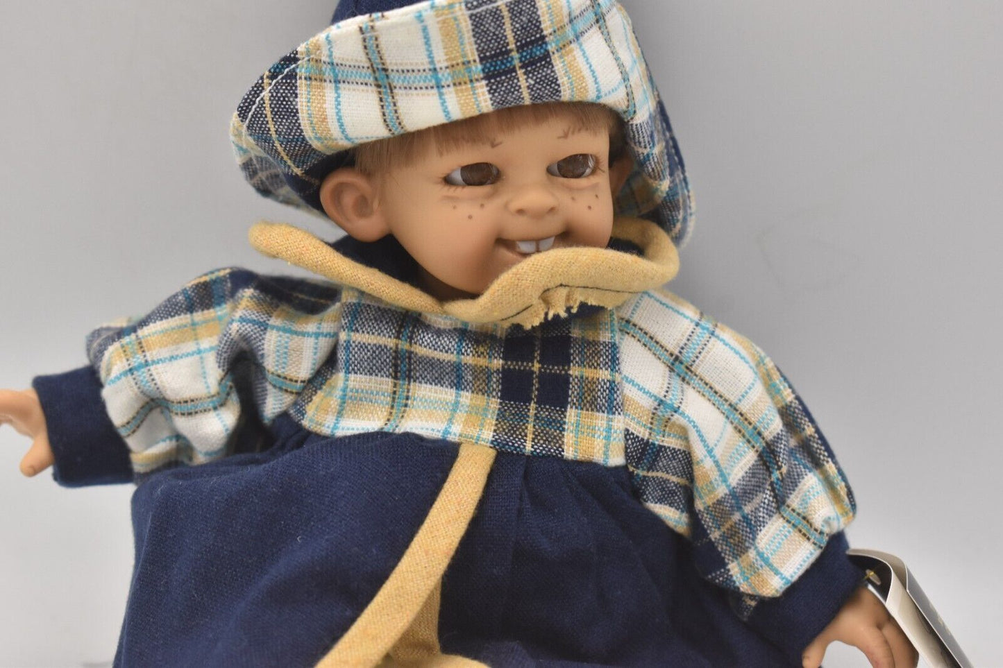 Vintage D'Anton Jos Mavis Girl Doll – Hard Plastic Expressions Doll