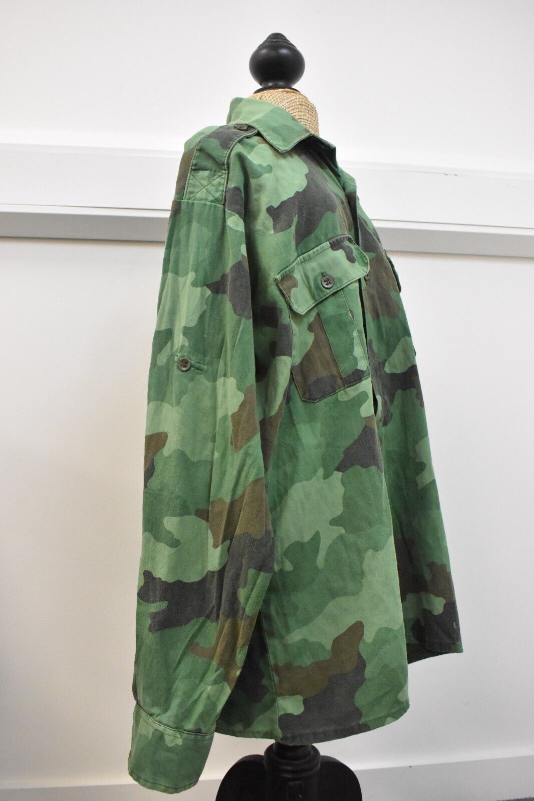 Vintage Serbian Army Combat Shirt – Oakleaf Camo, Yugoslavia Uniform, 44" Chest