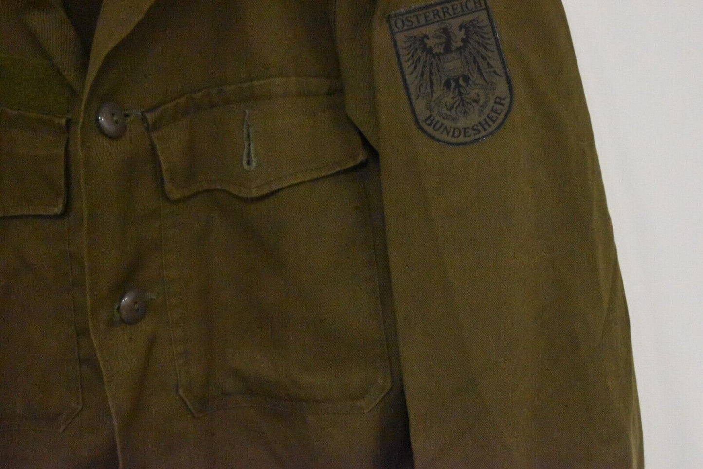 Austrian Army Field Shirt Khaki Green Military Uniform Heereseigentum 42" Chest