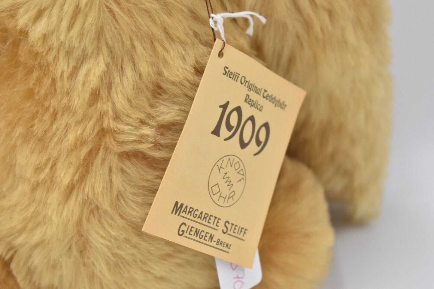 Steiff Classic 1909 Replica Teddy Bear 406256 – Retired & Tagged