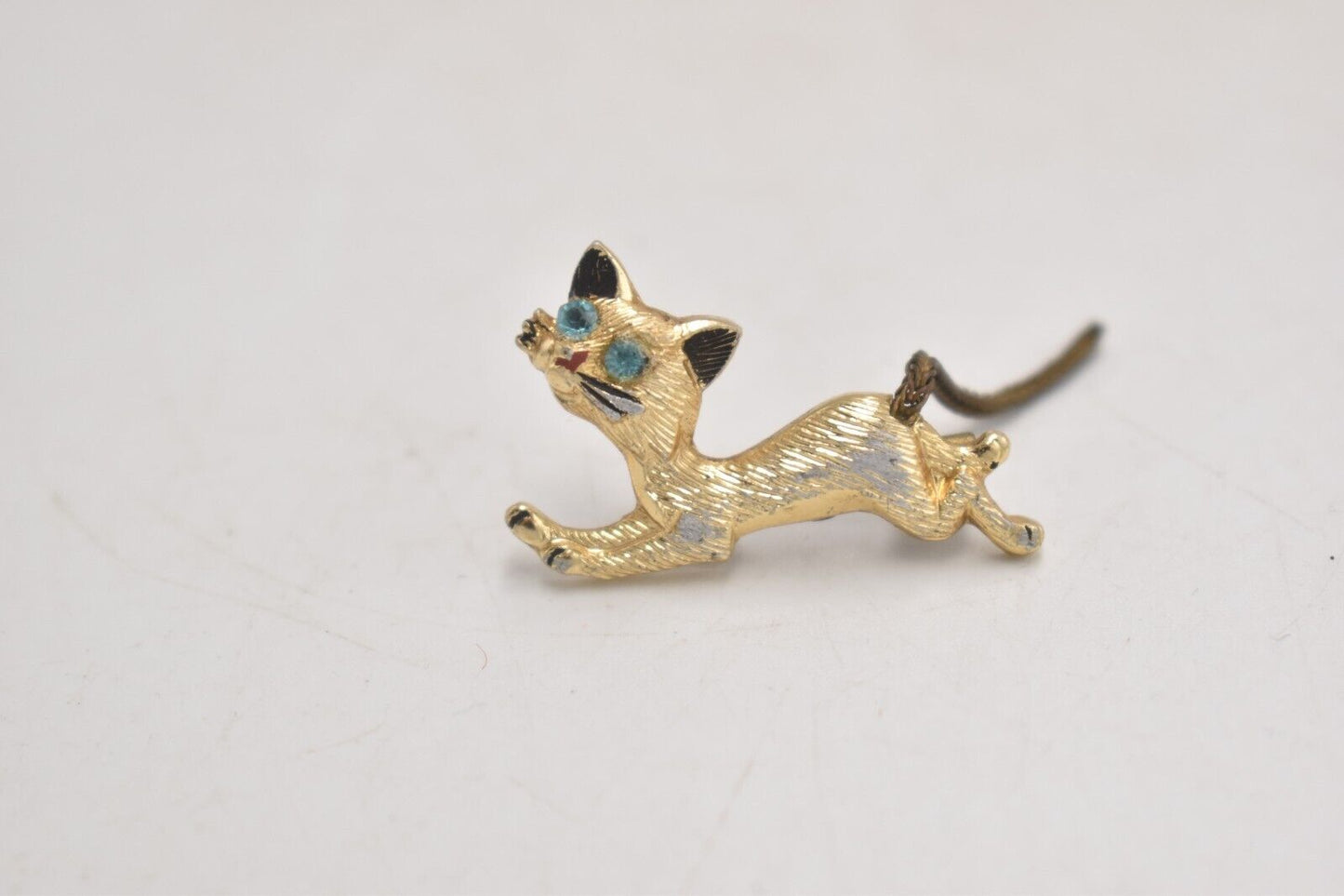 Vintage Cat Brooch Gold Tone with Topaz Blue Eyes - Costume Jewellery