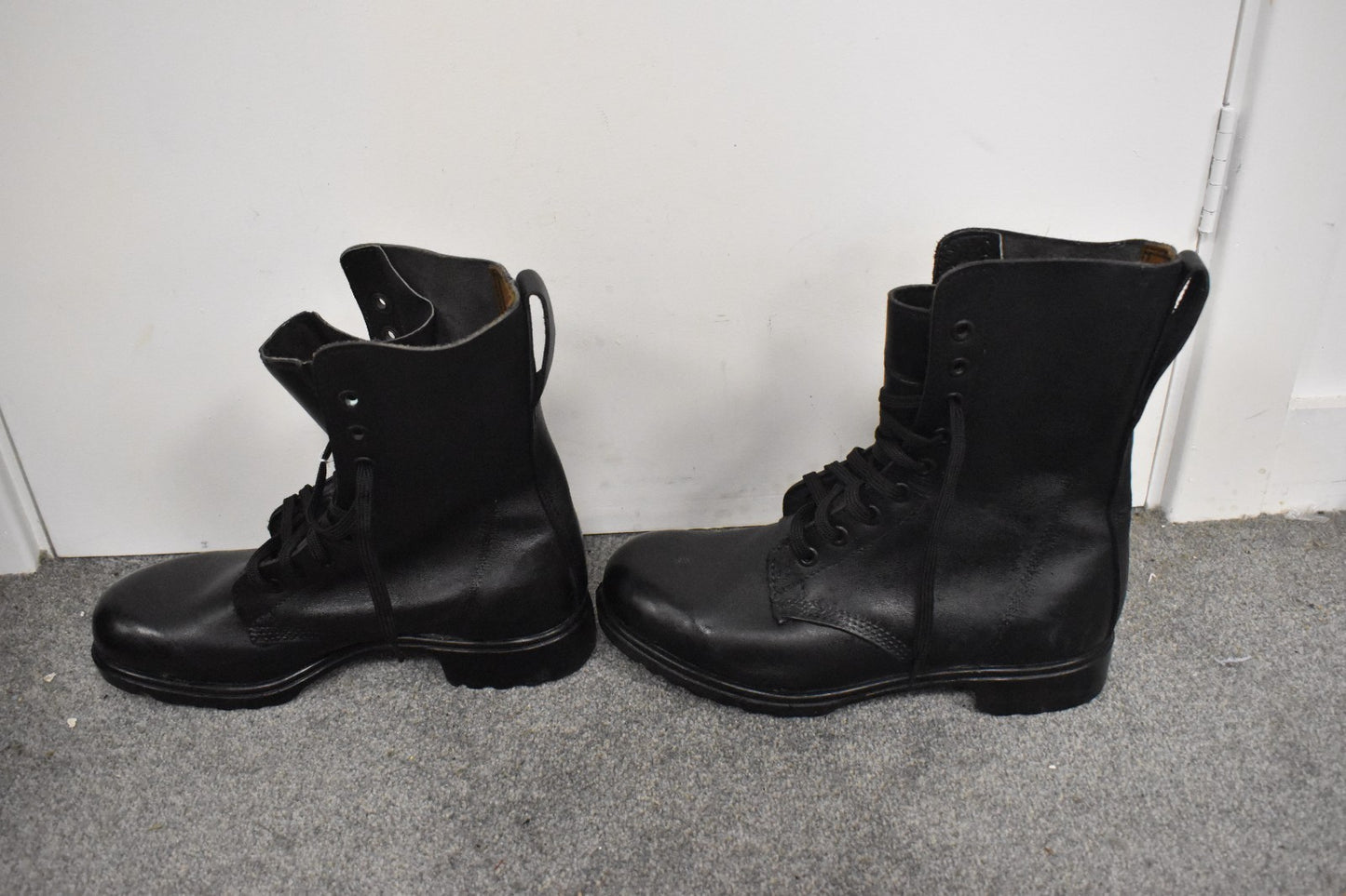 British Army DMS High Leg Combat Boots – Size UK 8.5 (270-98) – Dated 1989