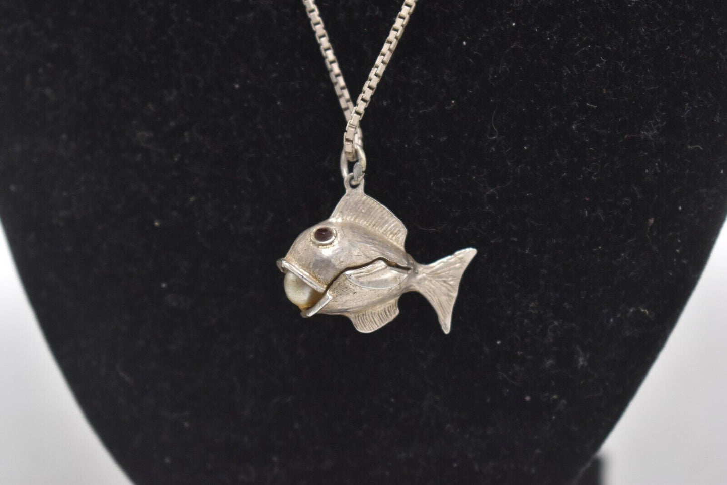 Vintage 925 Sterling Silver Fish Pendant Necklace – Italy