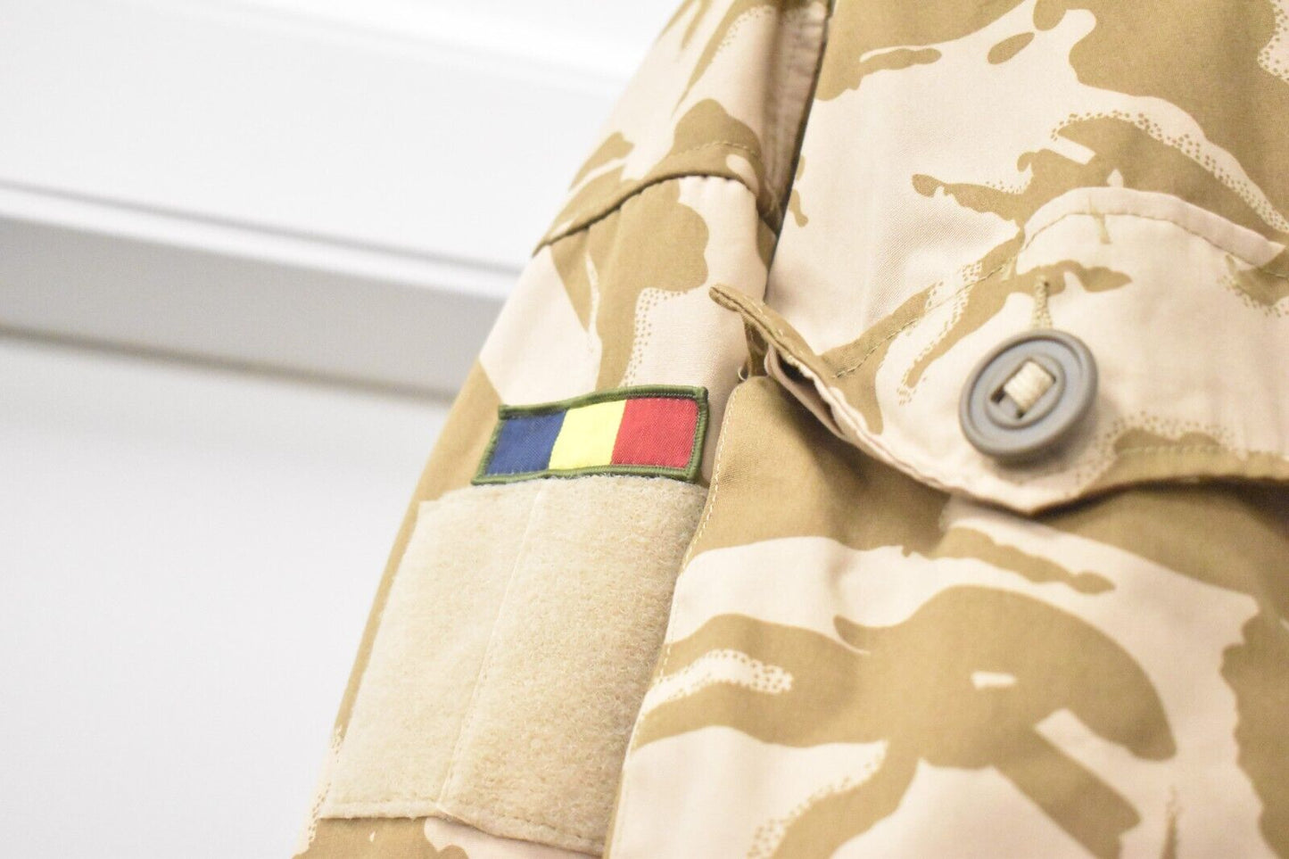 British Army Desert DDPM Camouflage Windproof Combat Smock Jacket - Size 180/104