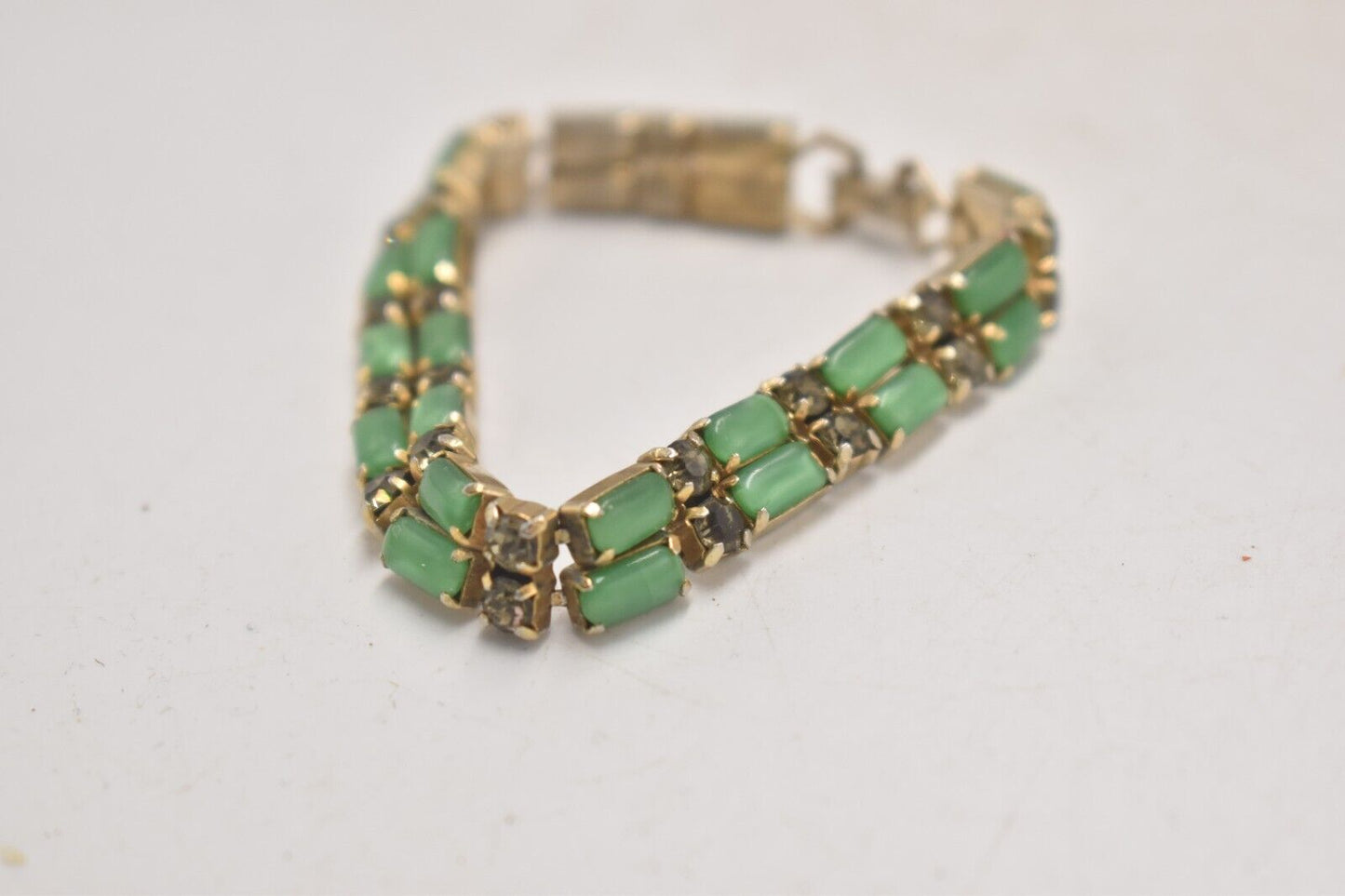 Vintage Gold Tone Green Chalcedony Tennis Bracelet – 18.5cm – Costume Jewellery