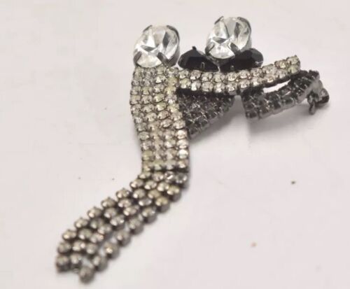 Vintage Rhinestone Glitzy Dancing Couple Brooch – Women's Jewellery