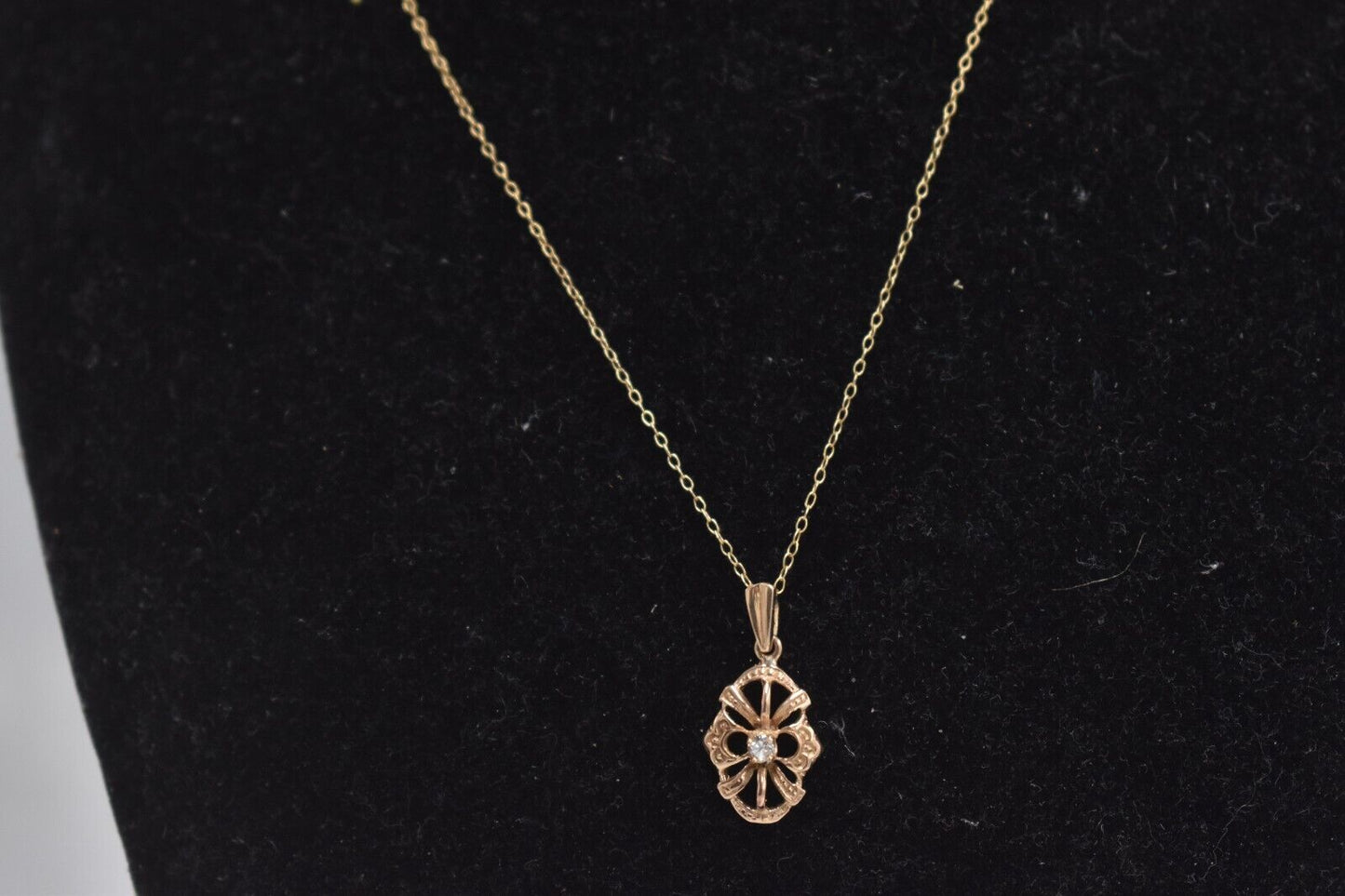 Vintage 9ct Yellow Gold Gemstone Pendant Necklace