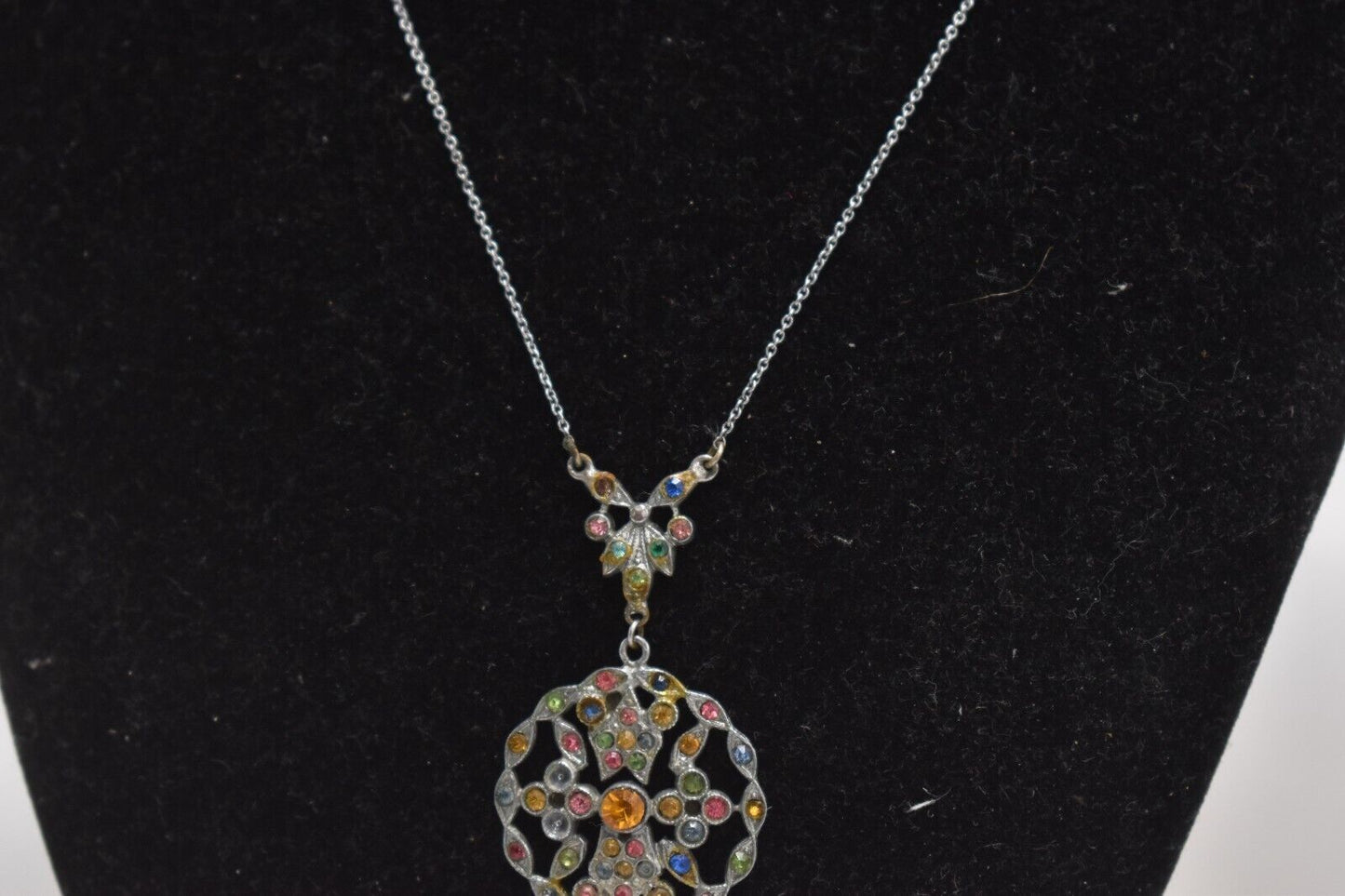 Vintage Silver Metal Rainbow Rhinestone Pendant Necklace