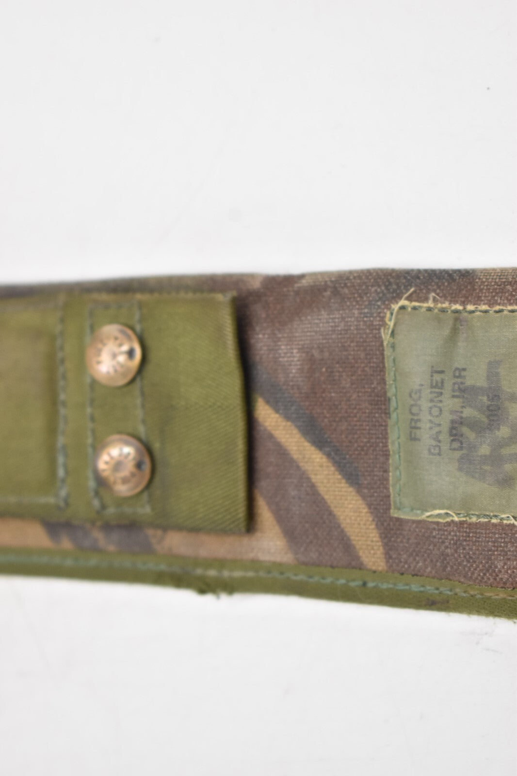 British Army PLCE Webbing Empty SA80 Scabbard Frog Cover – DPM Camouflage