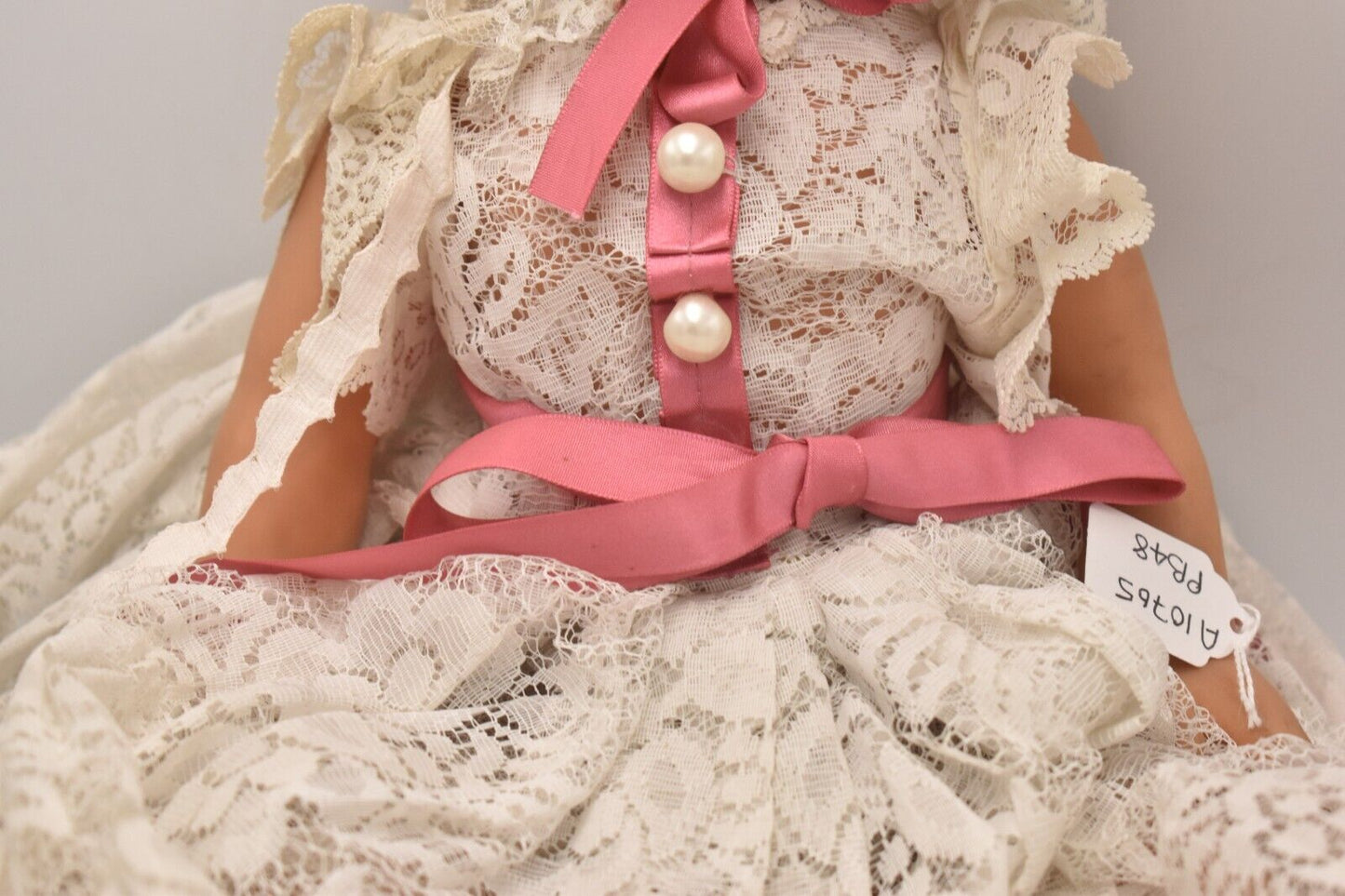 Vintage 1970s Hard Plastic Blinking Sleepy Eye Doll – Blonde Hair, Lace Outfit – 48cm