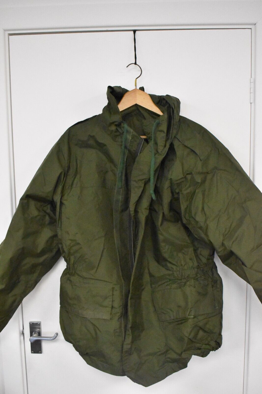 British Army/RAF Olive Green Foul Weather Waterproof Jacket – Size 180/100