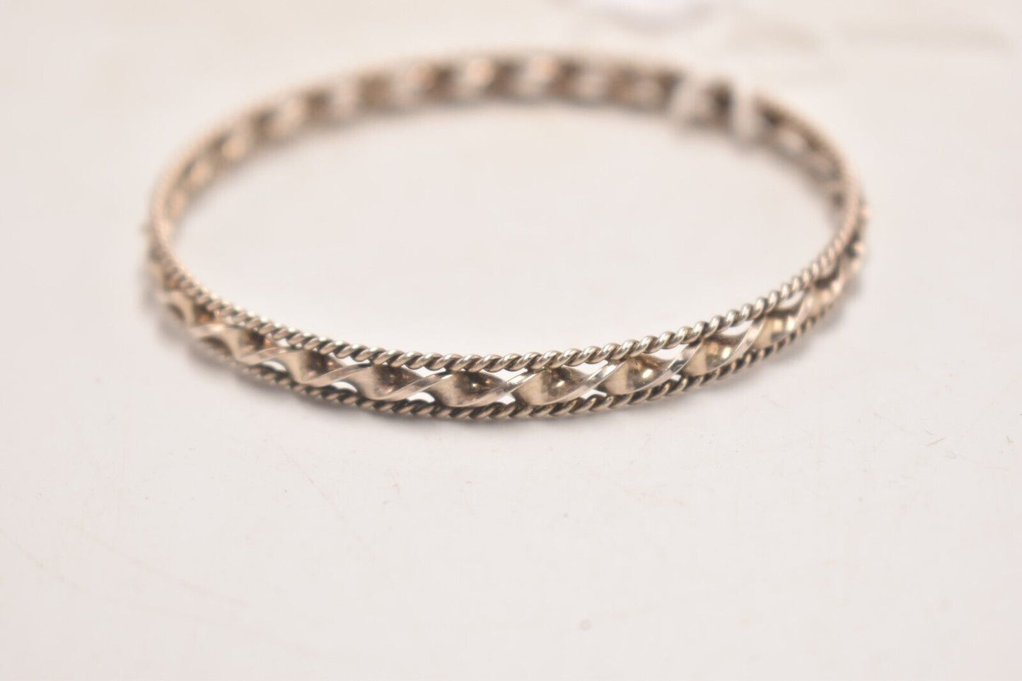 Vintage Sterling Silver 925 Ornate Bangle Bracelet - 7cm Diameter