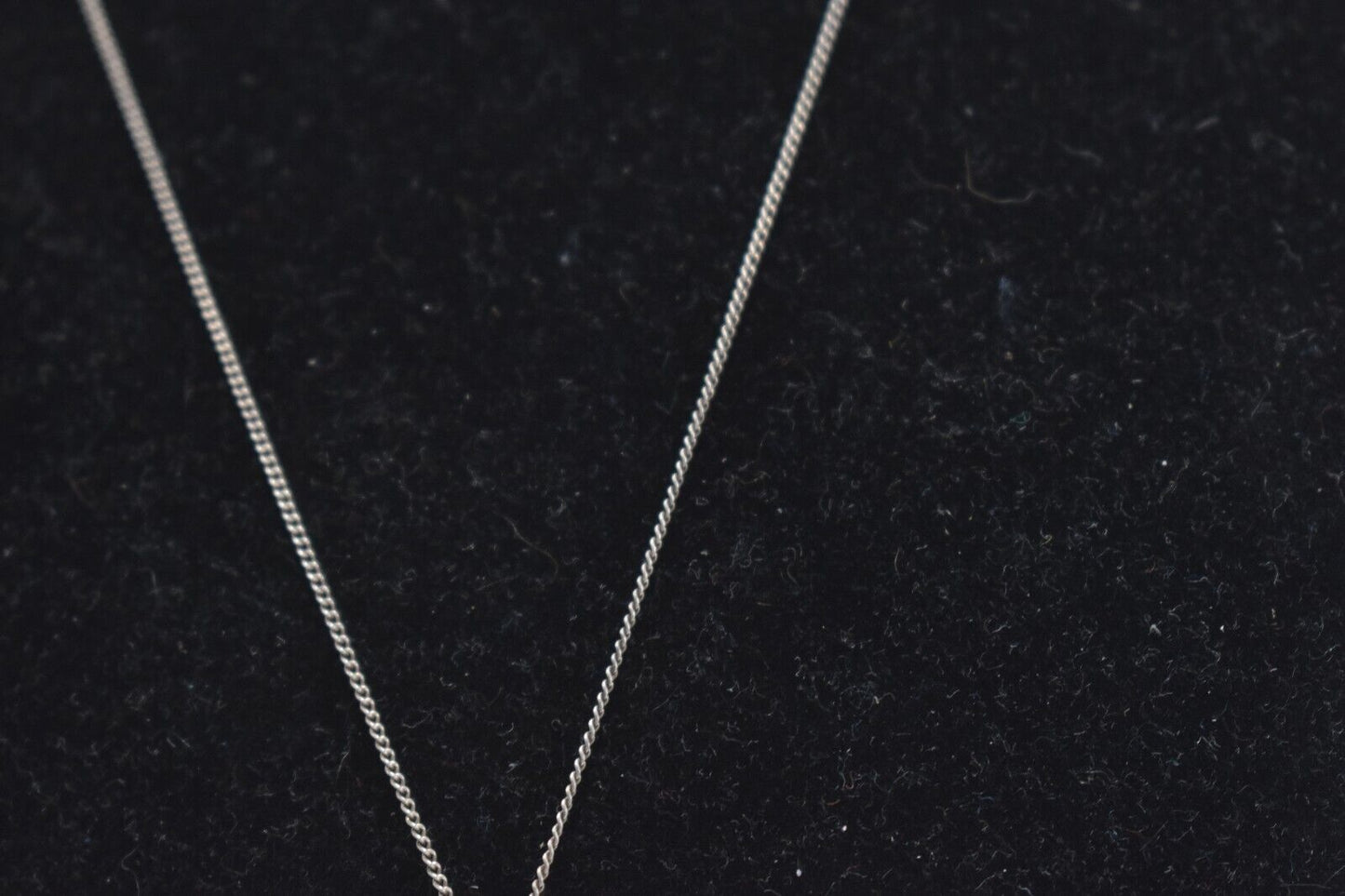 Vintage 925 Sterling Silver Japanese Pagoda Pendant Necklace – 45cm Chain