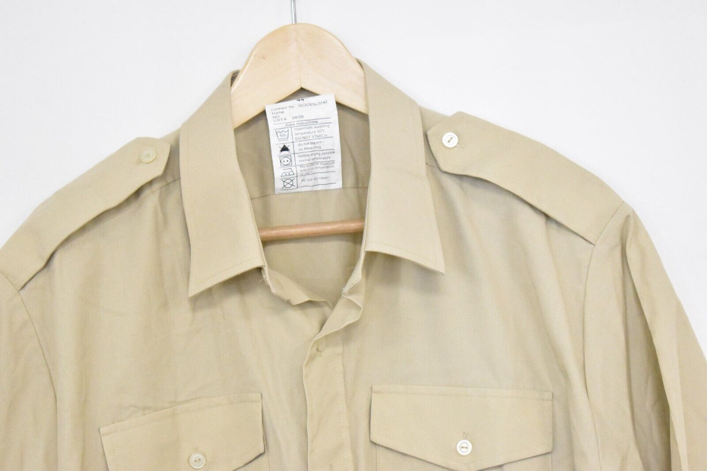 British Army Fawn Short Sleeve Shirt – Size 44" Chest