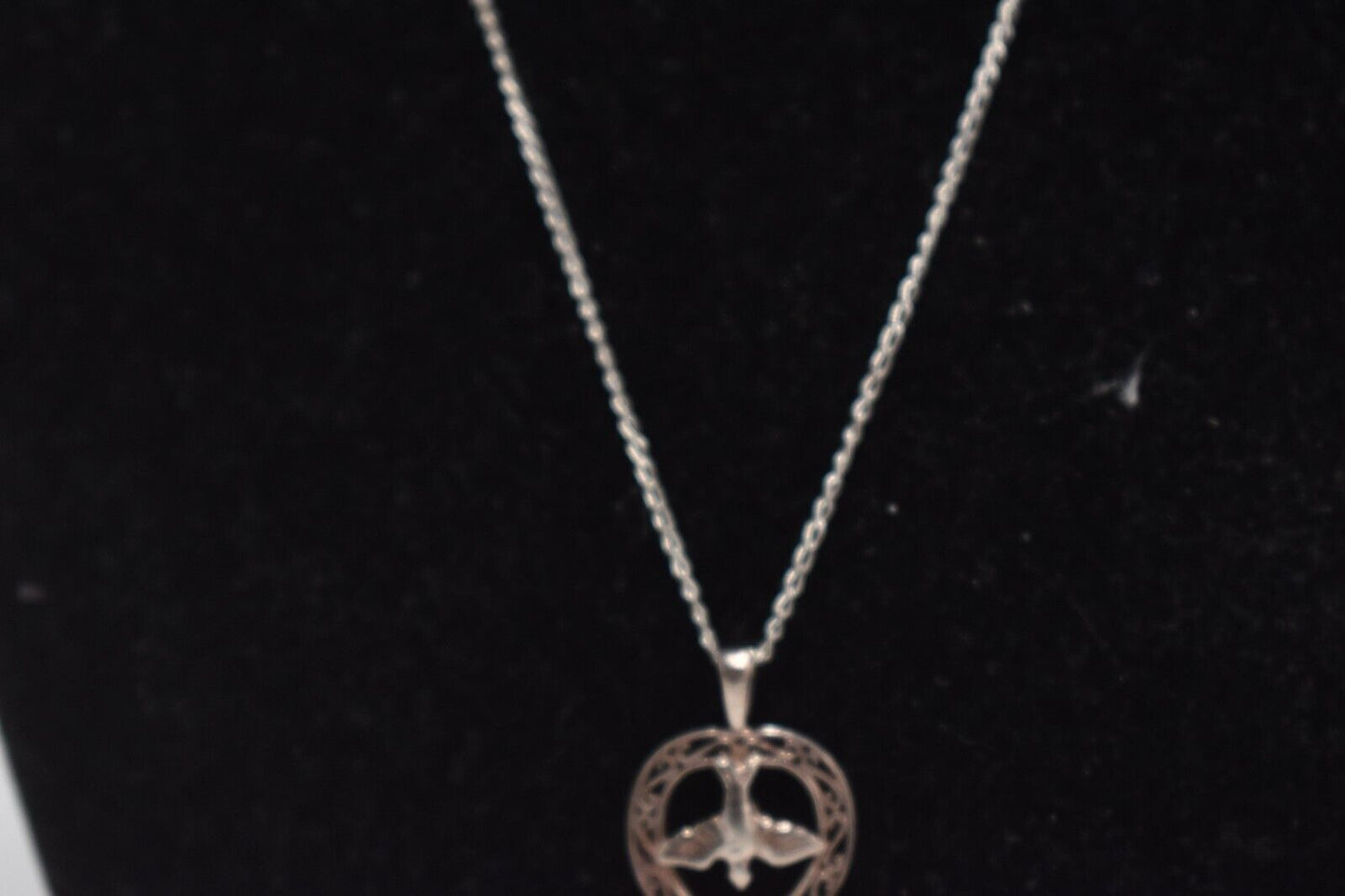 Vintage 925 Sterling Silver Open Heart Dove Pendant Necklace 45cm