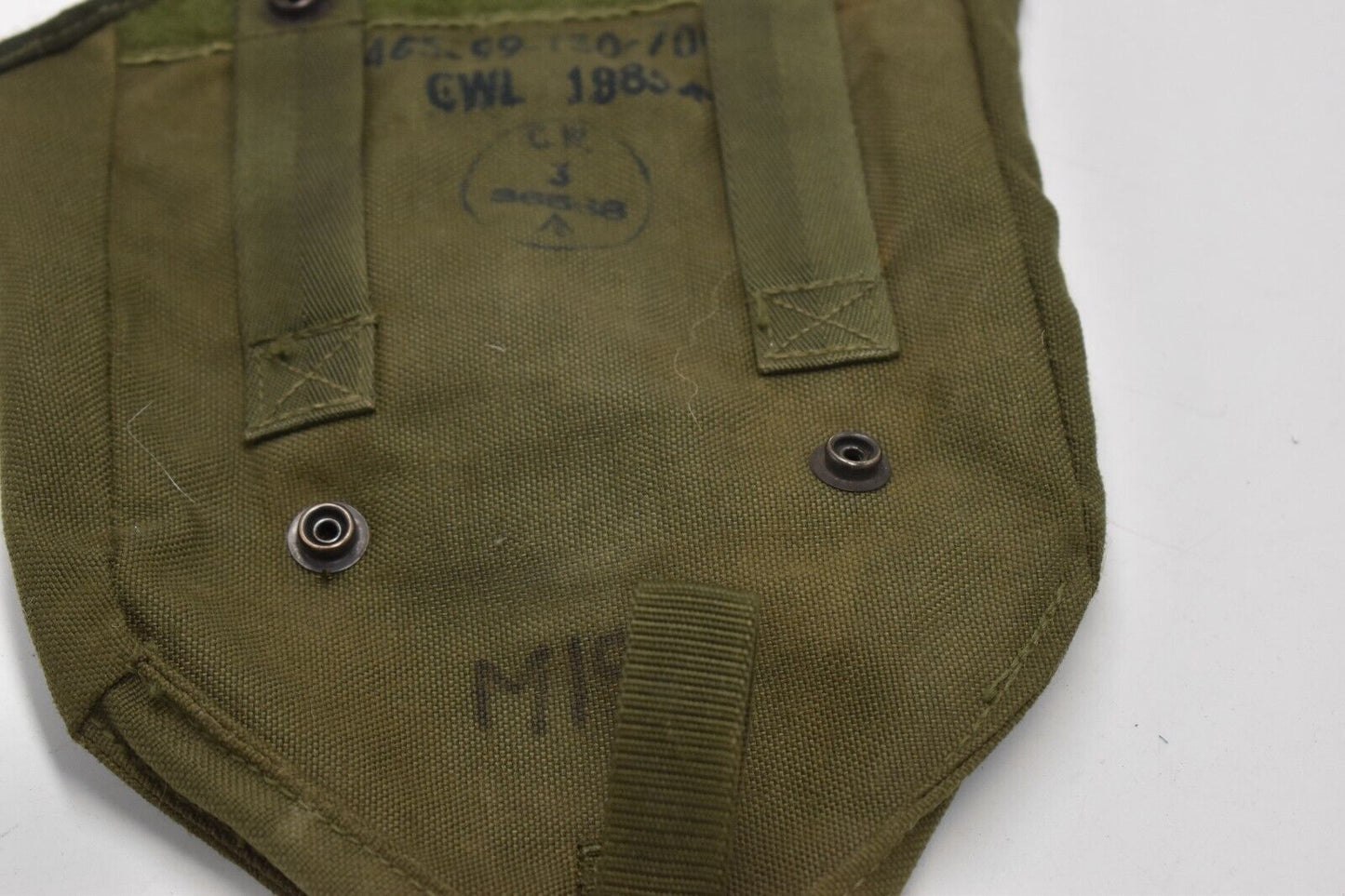 British Army Trials PLCE Entrenching Tool Carrier Pouch – Olive Green 1985