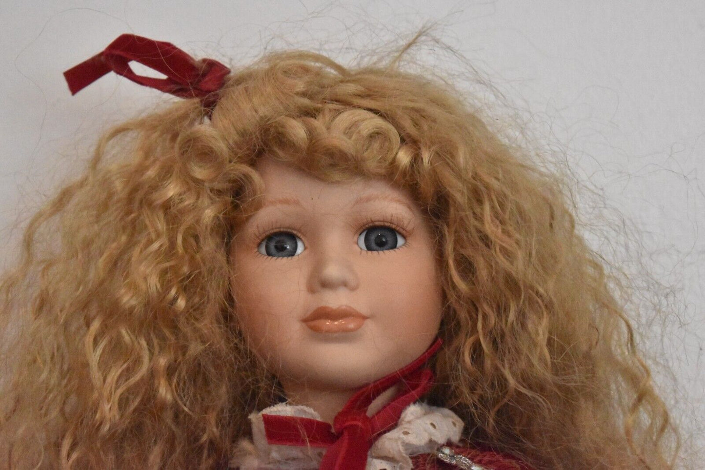 Vintage Alberon Porcelain Doll – Blonde Hair, Blue Eyes, Oriental Dress, 50cm