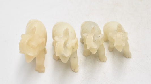 Vintage Calcite Family of Elephants Figurines - Set of 4 Statues Ornaments - 6cm