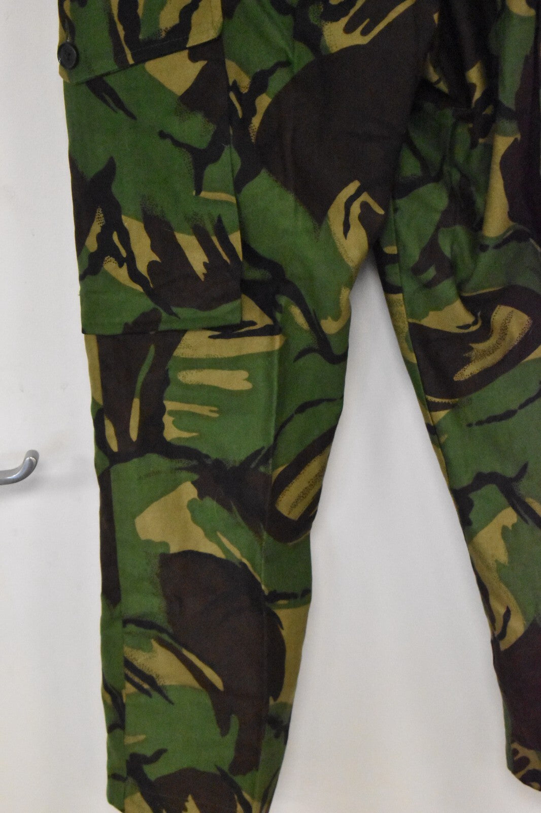 British Army DPM Camouflage Combat Trousers – Size 70/80/96 – W28" L29"