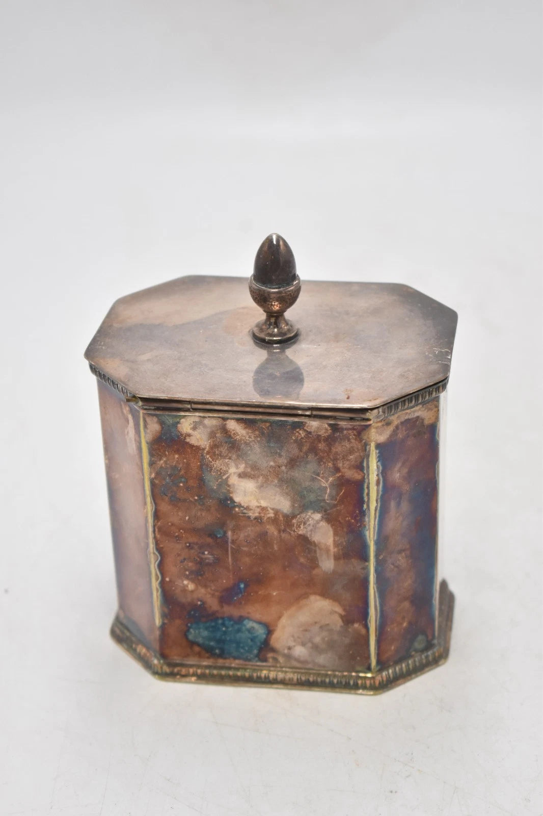 Antique Mappin & Webb Silver Plated Octagonal Tea Caddy – 12.5cm.