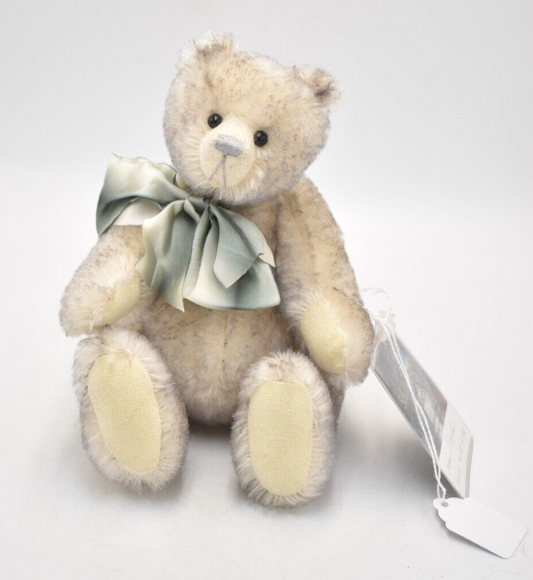 Cotswold Artist Teddy Bear Cobweb The Shakespeare Collection Limited Edition