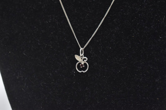 Vintage Sterling Silver 925 Necklace with Apple Garnet Pendant 42cm
