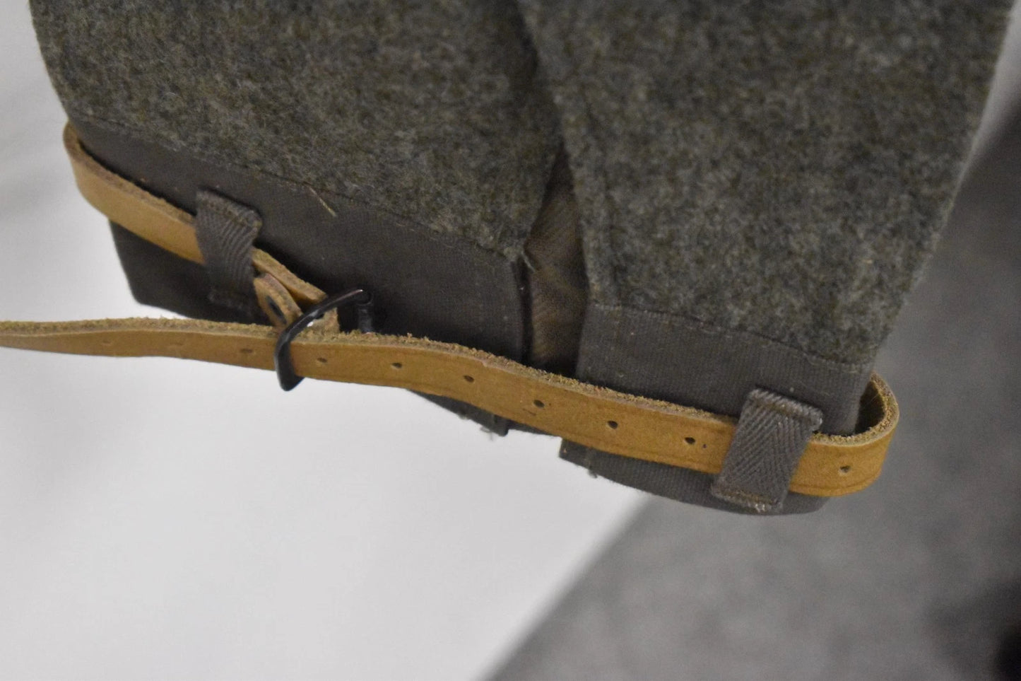 Swedish Army WWII Olive Grey Wool Field Trousers 1940 Leather Straps