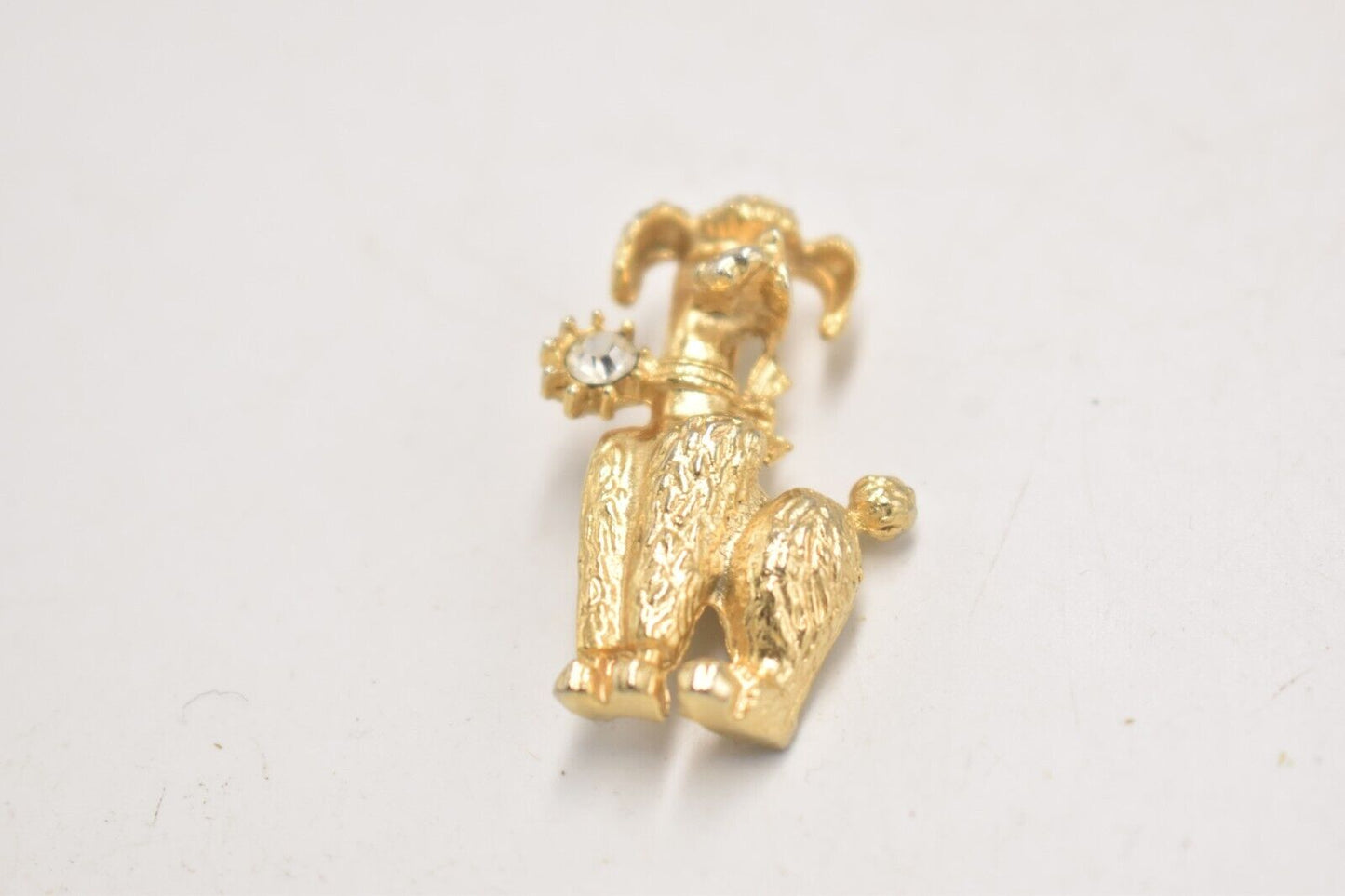 Vintage Poodle Dog Gold Tone and Rhinestone Brooch – Women's Jewellery