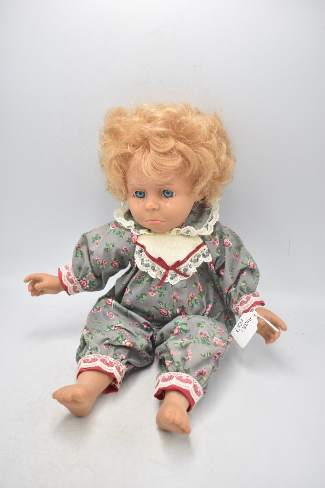 Vintage Spanish Expressions Doll – Crying Baby Girl – Hard Plastic – 36cm – 1980