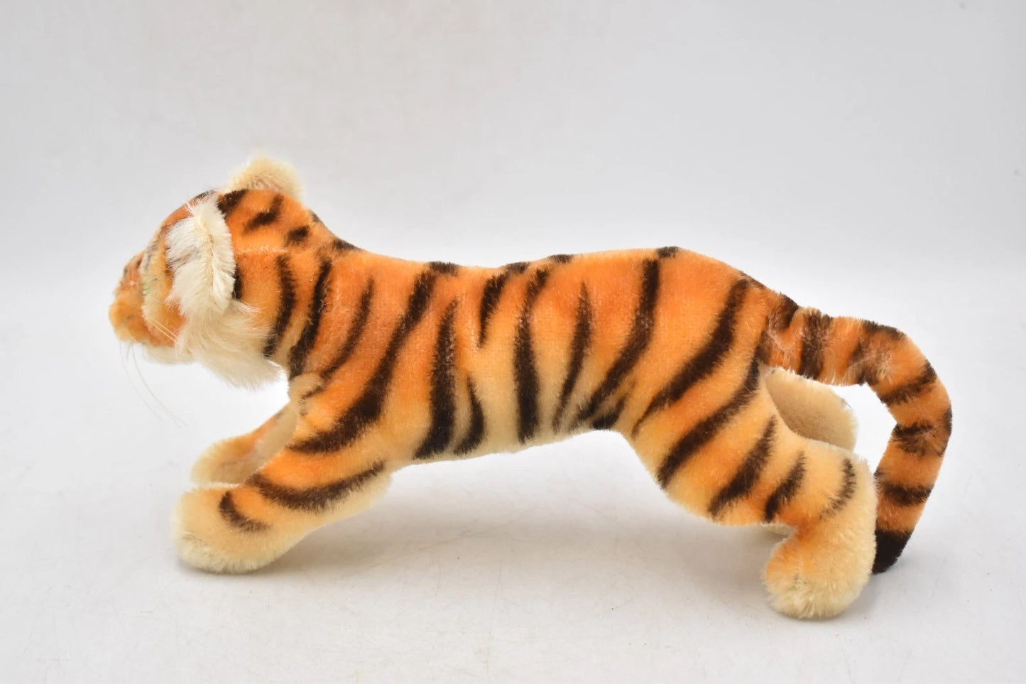 Vintage Steiff Tiger 1950s 1960s Mohair Ear Button