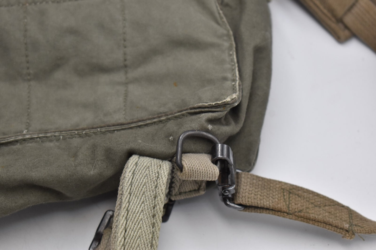 Yugoslavian Serbian Army M77 Backpack – Military Surplus Rucksack/Messenger
