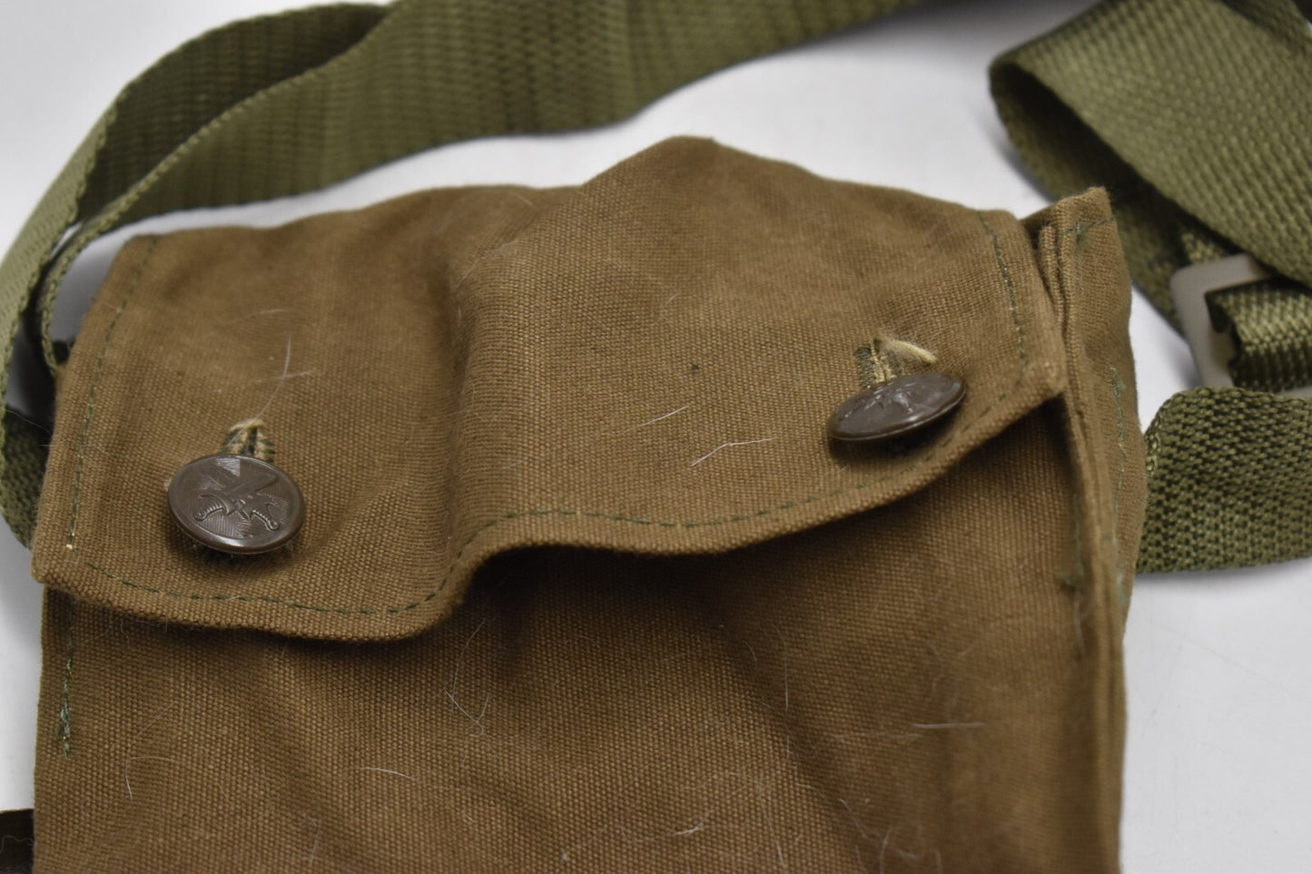 Czech Army Gas Mask Shoulder Bag – Vintage Olive Canvas – Retro Military
