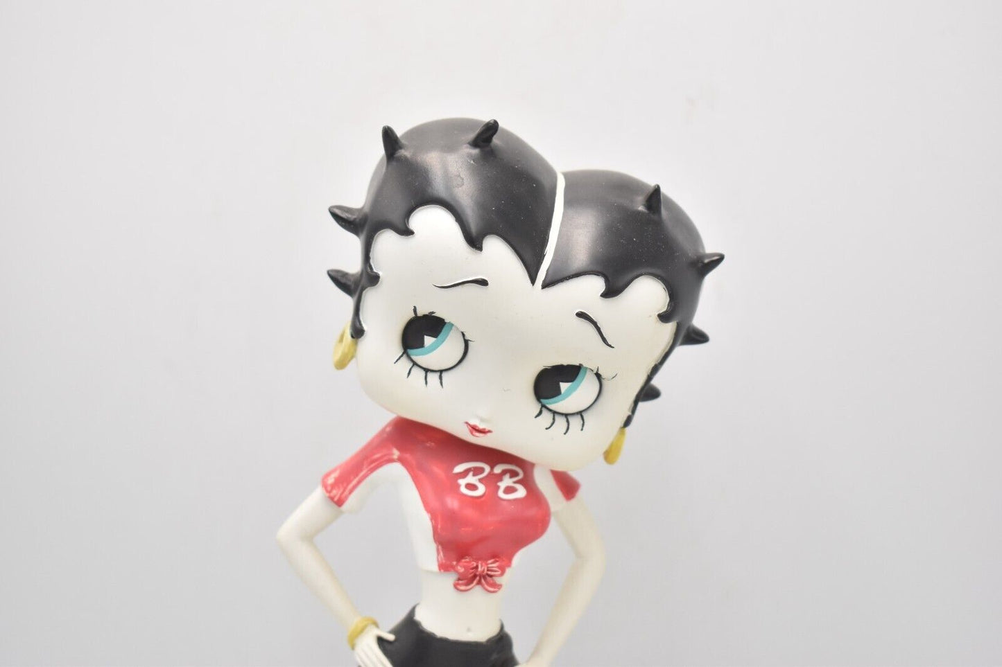 Betty Boop Footballer Figurine Statue Ornament – King Features Syndicate 2002