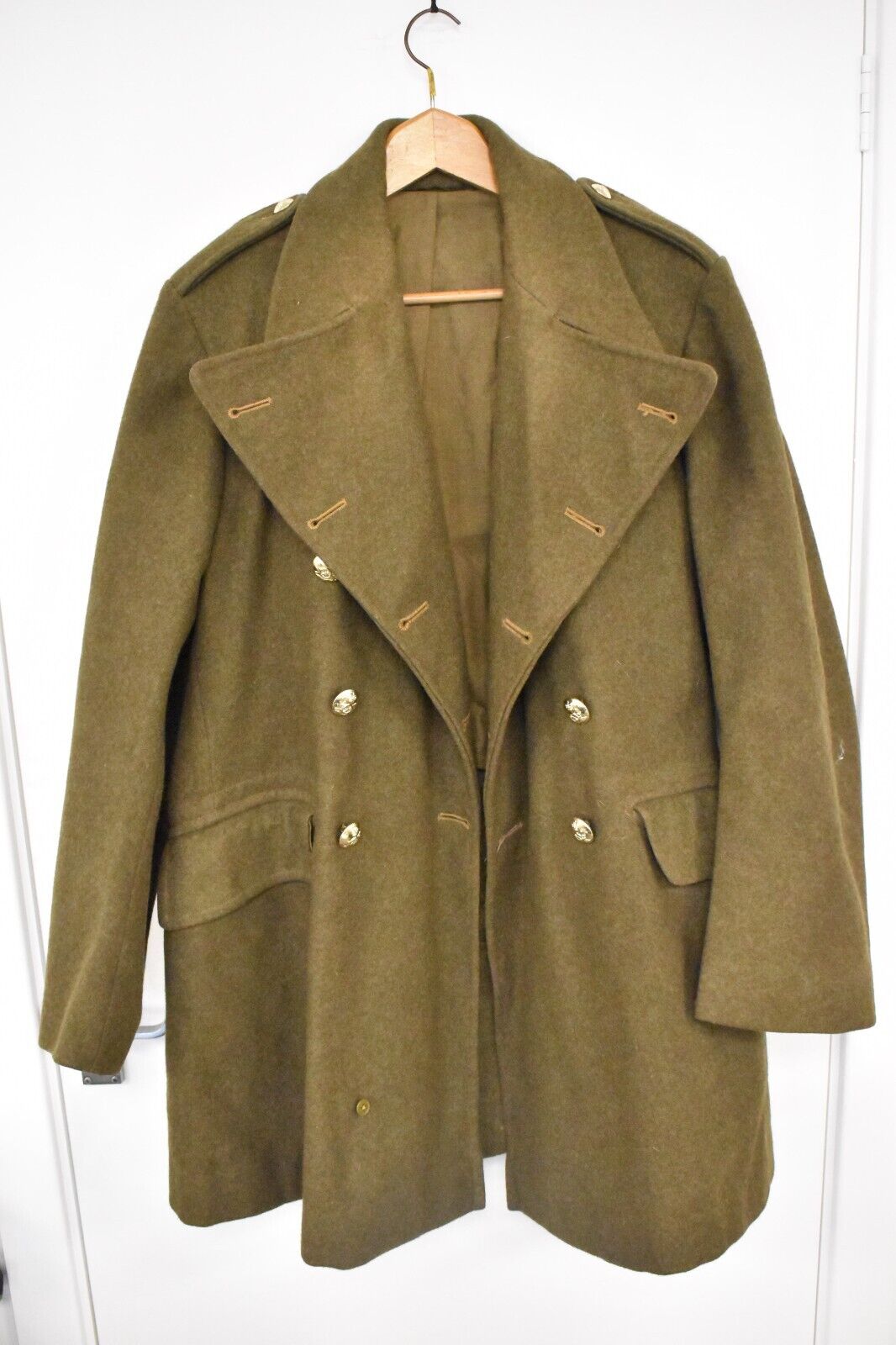 British Army 1951 Pattern Greatcoat – Dismounted Royal Artillery – Dated 1955
